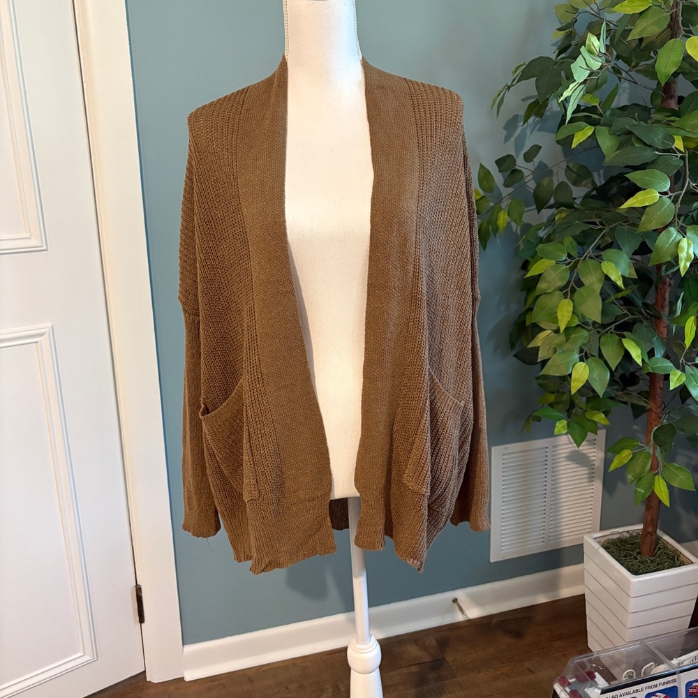 MIRACLE Cardigan Sweater
